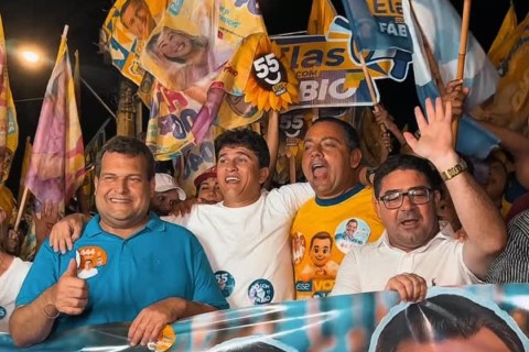 Pisadinha de Cláudio Mitidieri movimentou São Cristóvão e reuniu apoiadores e lideranças políticas