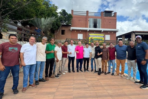 Fábio Mitidieri recebe oposição de São Cristóvão em café da manhã focado em parcerias e diálogo